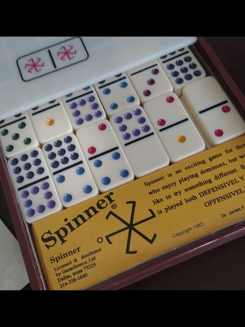 Spinner Home Domino Set - Cream Tiles with Multicolor Dots